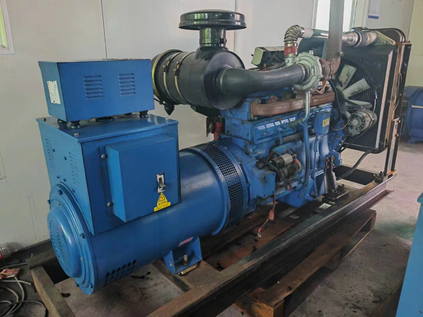 白玉100kW柴油发电机组使用多级机油有哪些优缺点？
